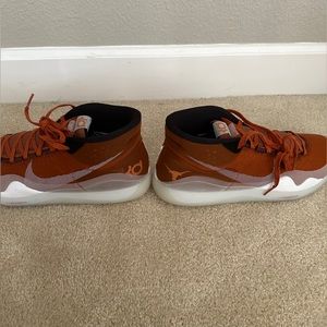 Nike Zoom KD12 (Texas Longhorns) Size 14